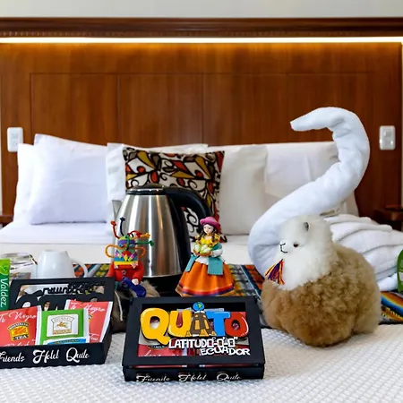 Friends Hotel & Rooftop - Historic Center & Museums-2